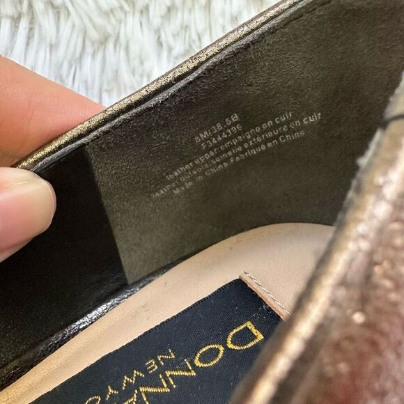 Donna Karan Metallic Pewter Leather SlipOn Loafers Almond Toe sz 8M Classic Chic - Picture 8 of 8